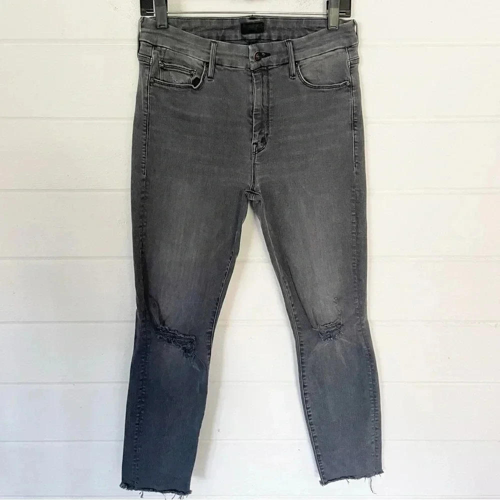 Mother The Looker Ankle Fray Distressed Jeans in Burning Out Lanterns Wash 29 - Picture 3 of 16